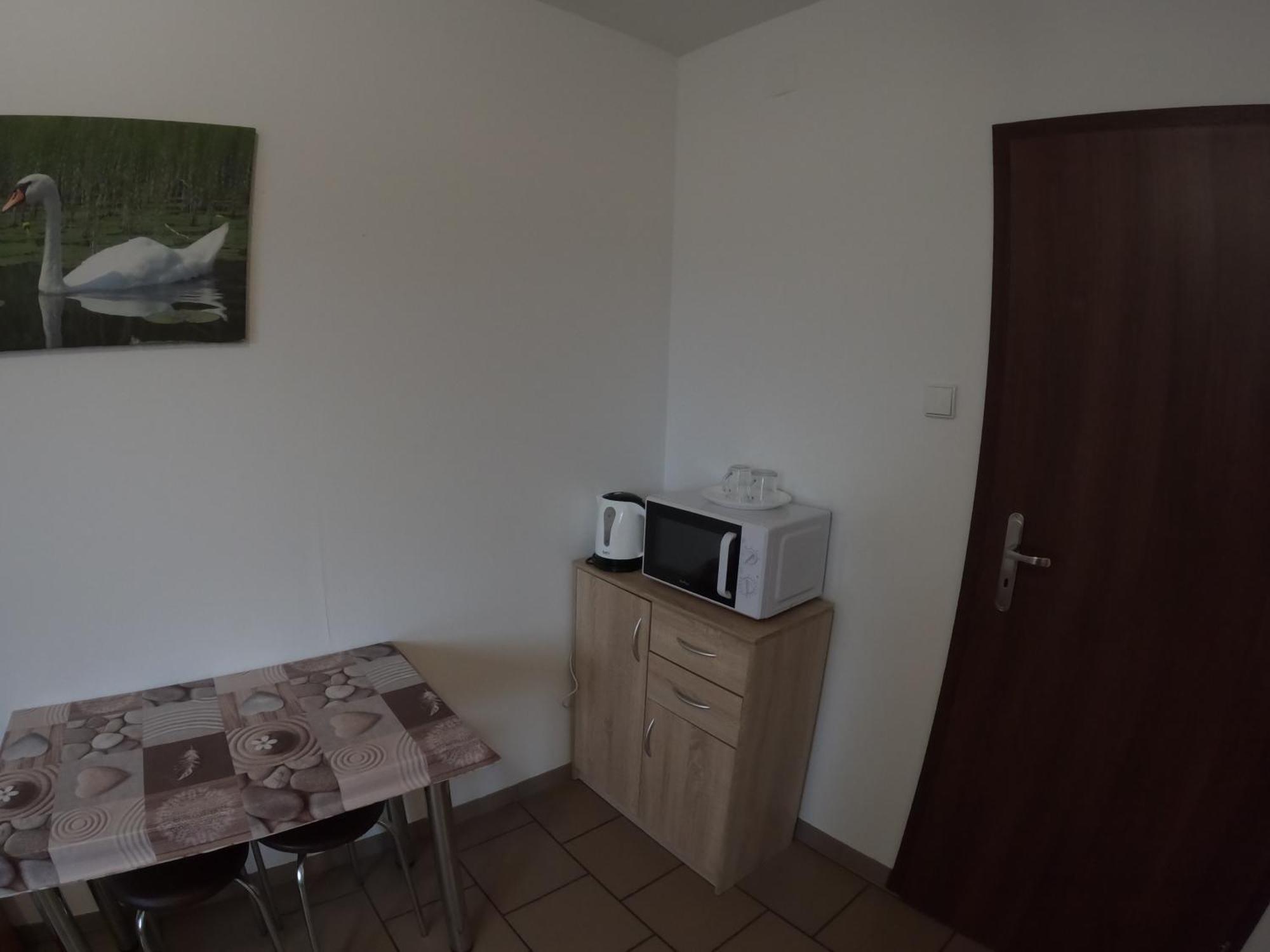Noclegi U Adama Kajetany Exterior foto